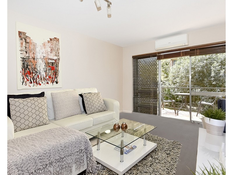 2/51 Gustavson Street, Annerley QLD 4103