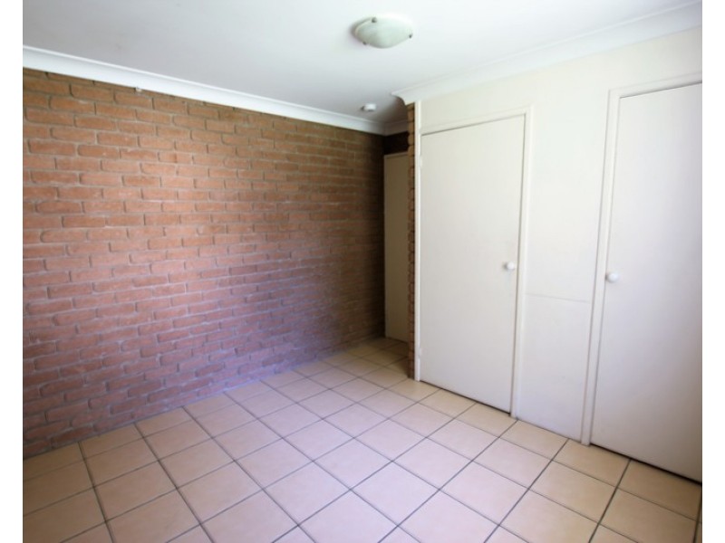 2/92 Station Road, Loganlea QLD 4131