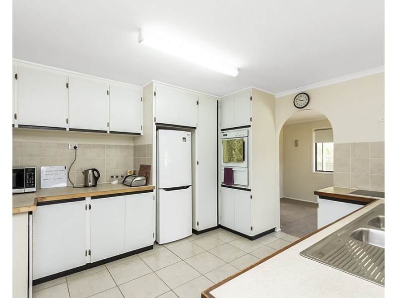 16 Olivia Drive, Kallangur QLD 4503