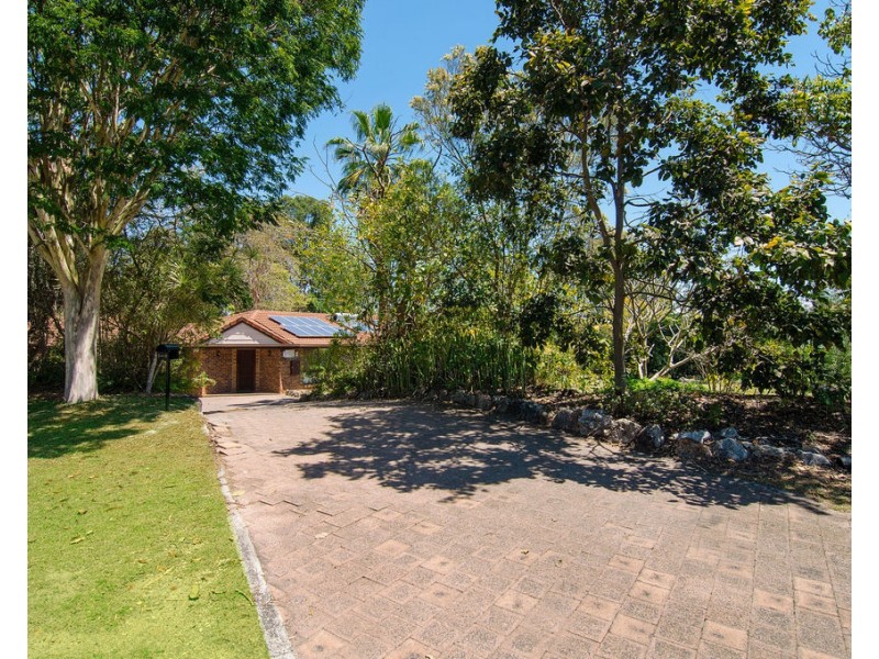 1  Harvard Court, Greenbank QLD 4124