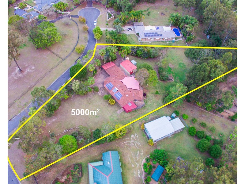 1  Harvard Court, Greenbank QLD 4124