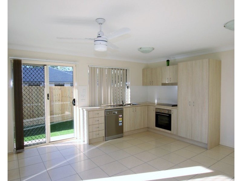 5b Lockyer Place, Crestmead QLD 4132