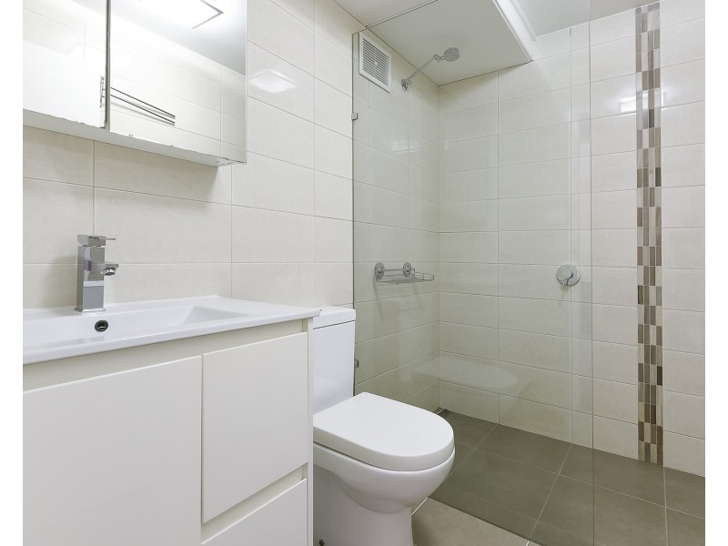 2/51 Gustavson Street, Annerley QLD 4103