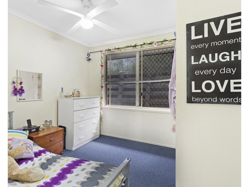 3 Sussanah Terrace, Edens Landing QLD 4207