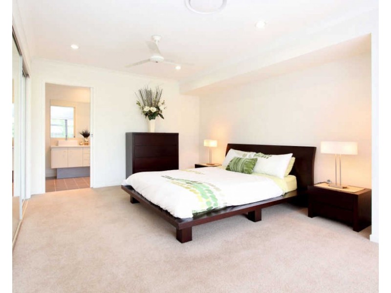 49 Watervale Parade, Wakerley QLD 4154