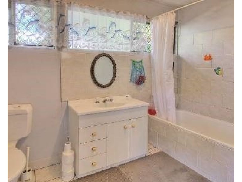 70 Pauline Street, Marsden QLD 4132