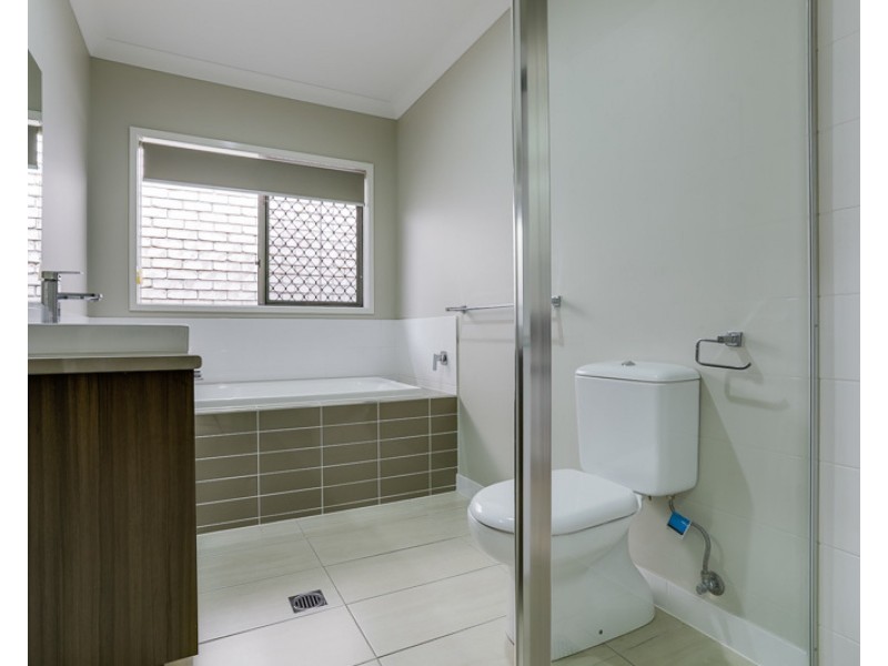 16 Hershey Close, Yarrabilba QLD 4207