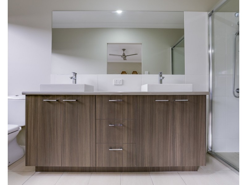 16 Hershey Close, Yarrabilba QLD 4207