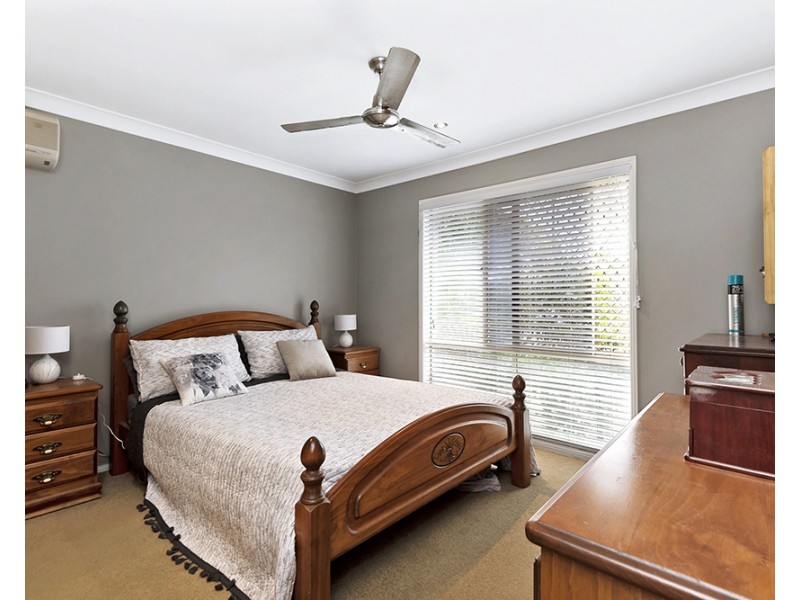 5 Horton Place, Forest Lake QLD 4078