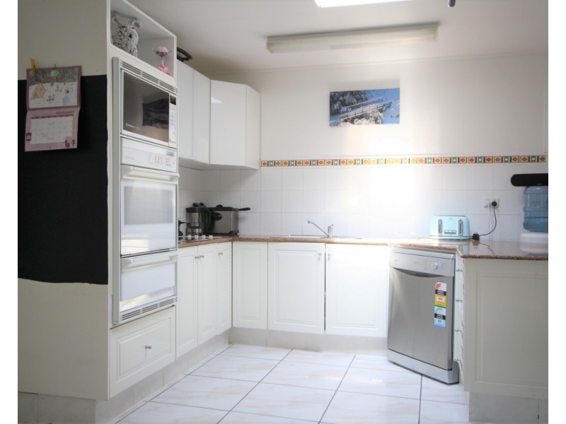 704 Kingston Road, Loganlea QLD 4131