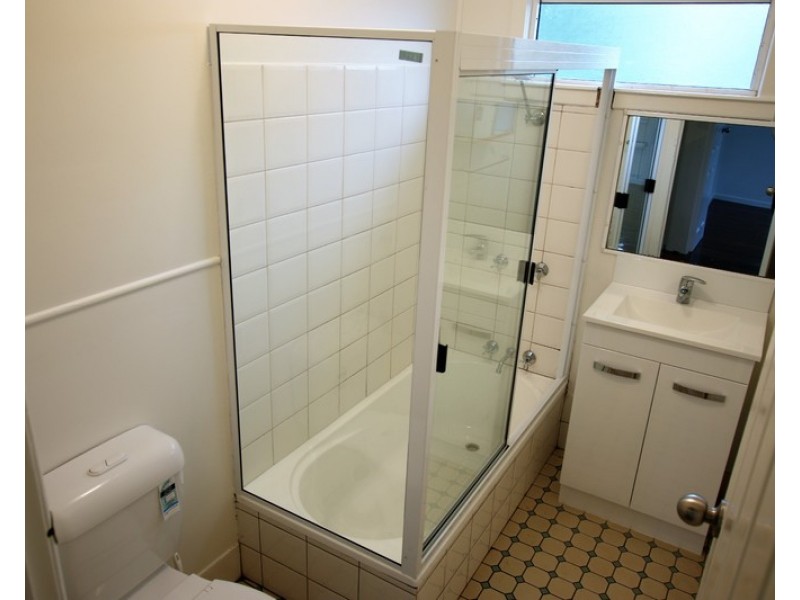 18 Pamela Crescent, Woodridge QLD 4114