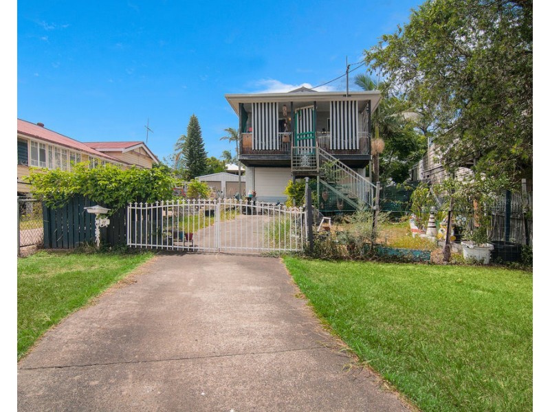 11 Palmer Street, North Ipswich QLD 4305