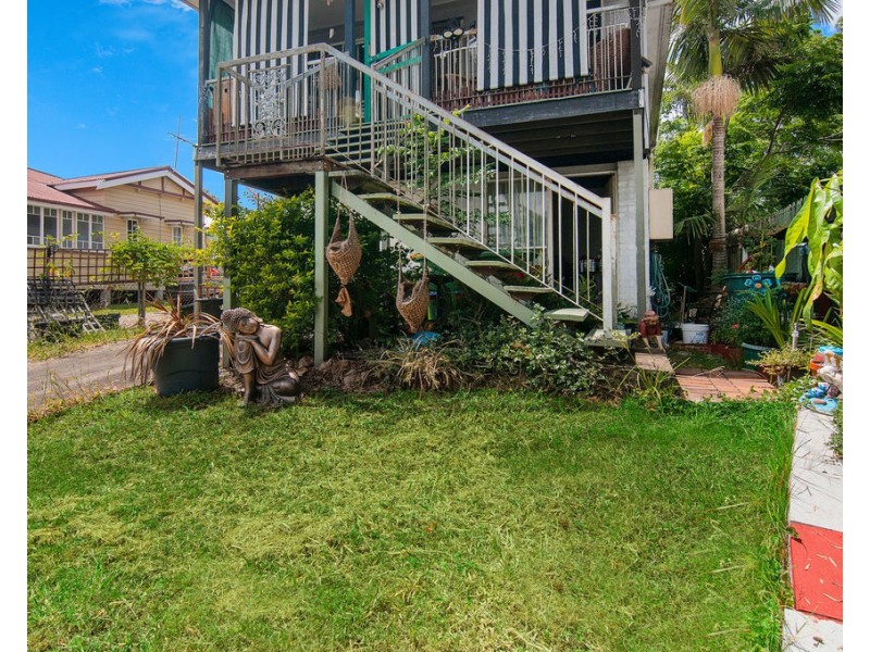 11 Palmer Street, North Ipswich QLD 4305
