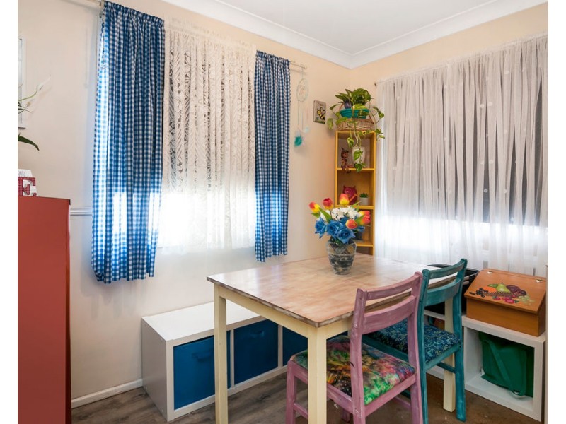 11 Palmer Street, North Ipswich QLD 4305