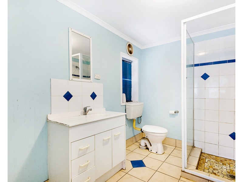 19 Ewinga Street, Kingston QLD 4114