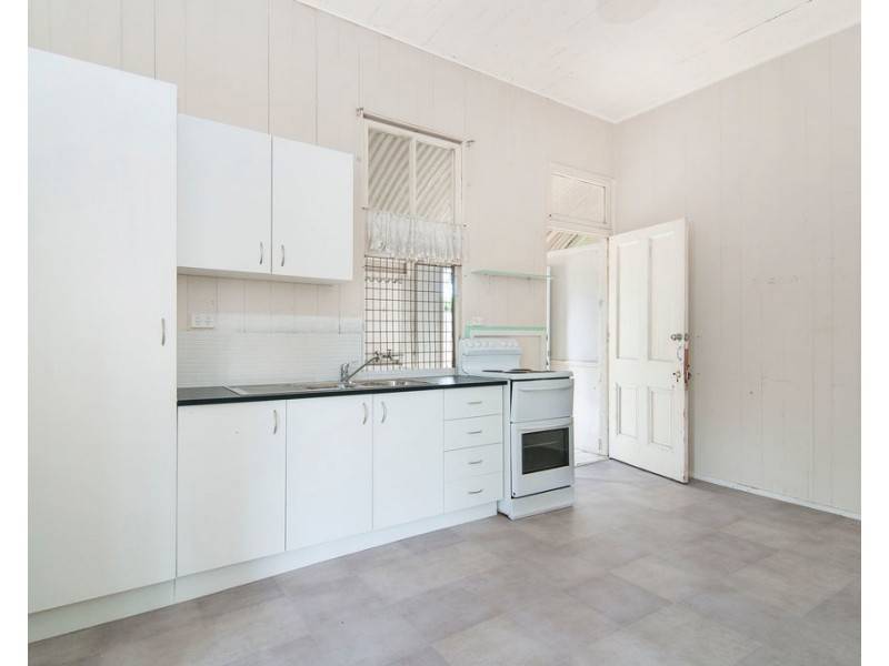 23 Pine Mountain Road, North Ipswich QLD 4305