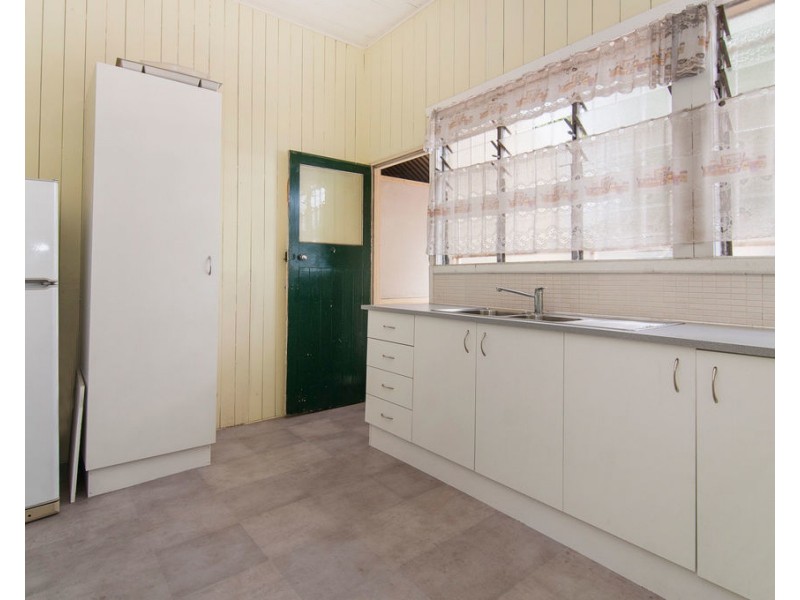 23 Pine Mountain Road, North Ipswich QLD 4305
