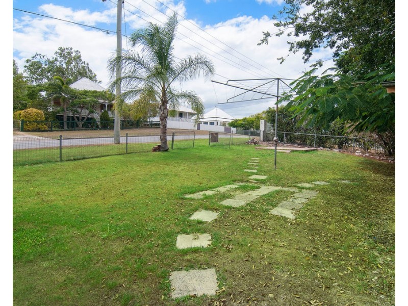 23 Pine Mountain Road, North Ipswich QLD 4305