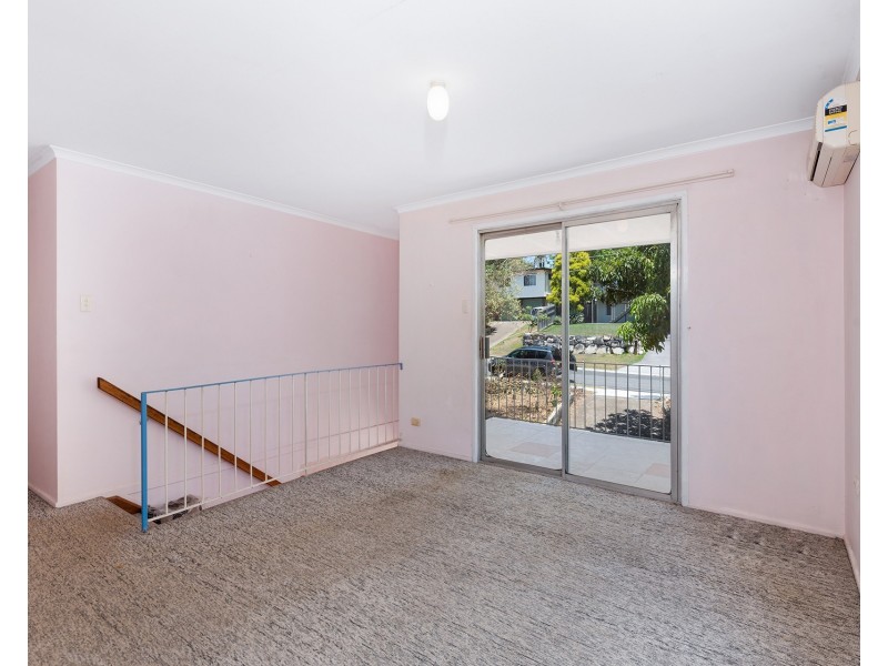 19 Stuart Street, Woodridge QLD 4114