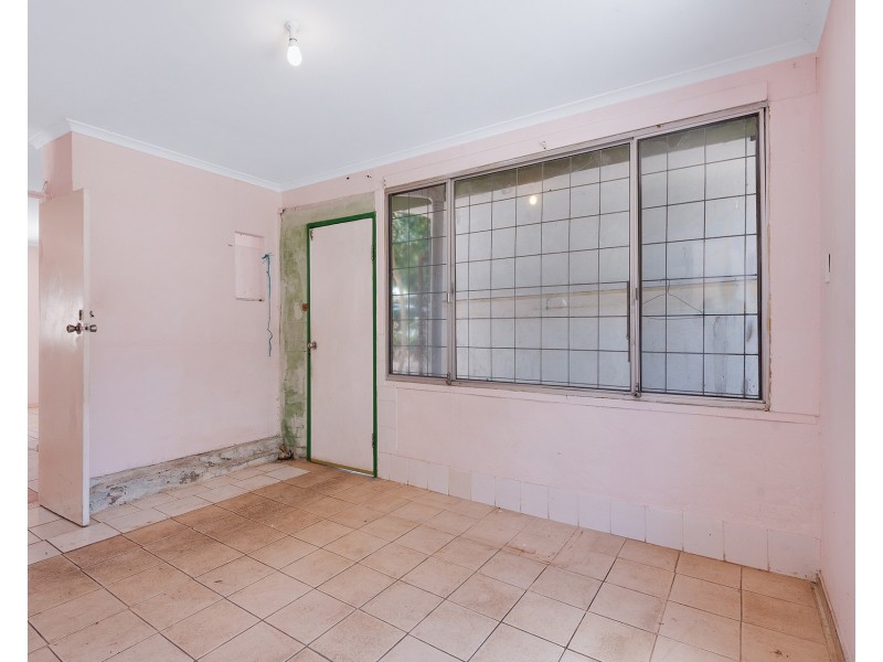 19 Stuart Street, Woodridge QLD 4114