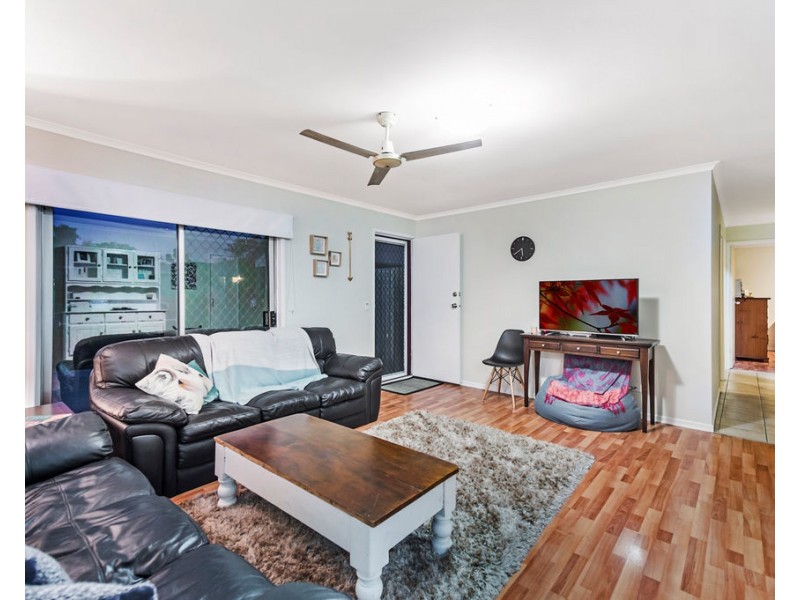 32 Springfield Crescent, Daisy Hill QLD 4127