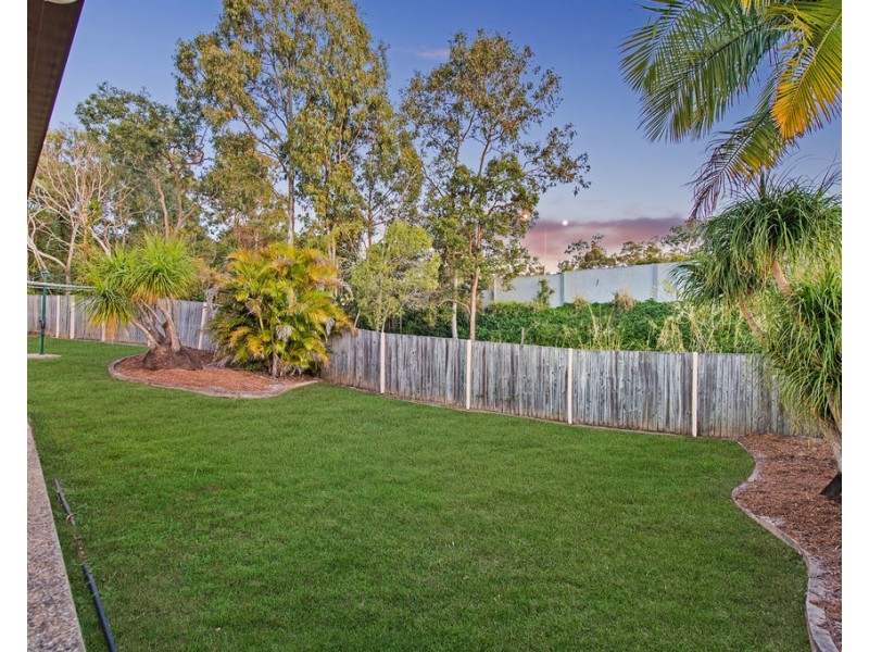 32 Springfield Crescent, Daisy Hill QLD 4127