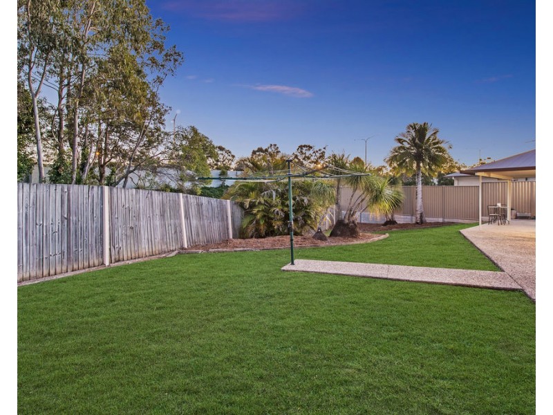 32 Springfield Crescent, Daisy Hill QLD 4127