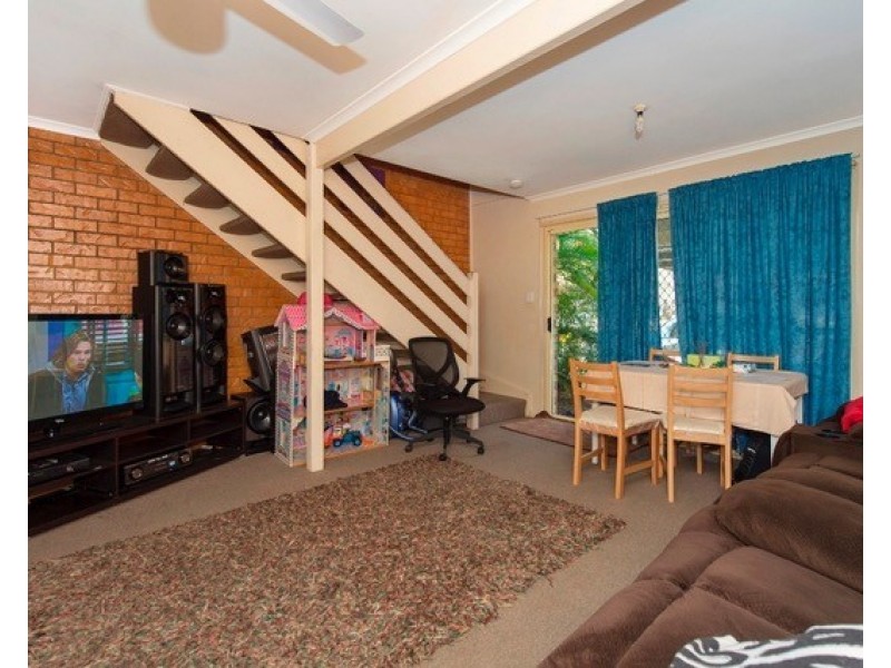 73/3  Costata Street, Hillcrest QLD 4118