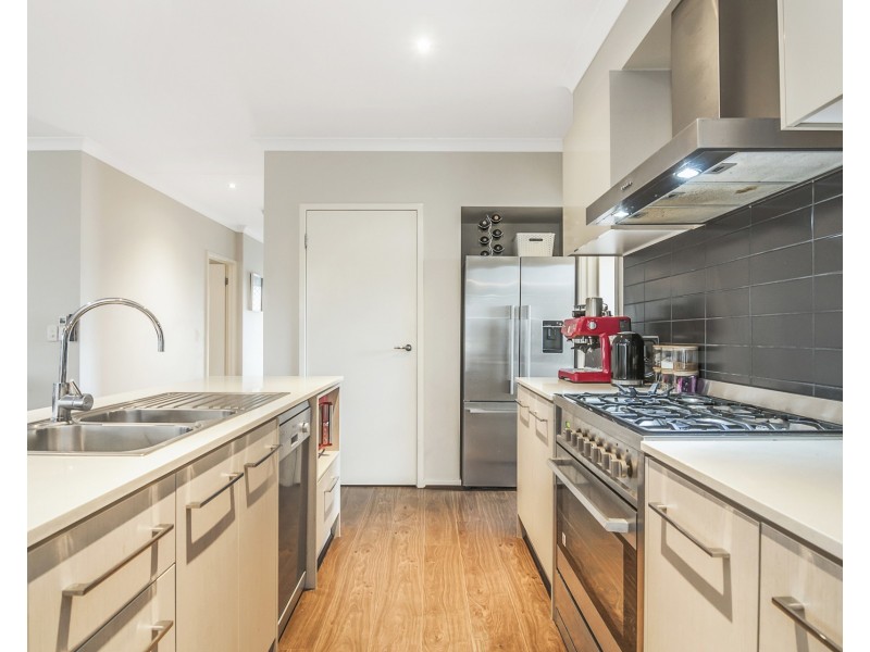 69 Meander Circuit, Holmview QLD 4207