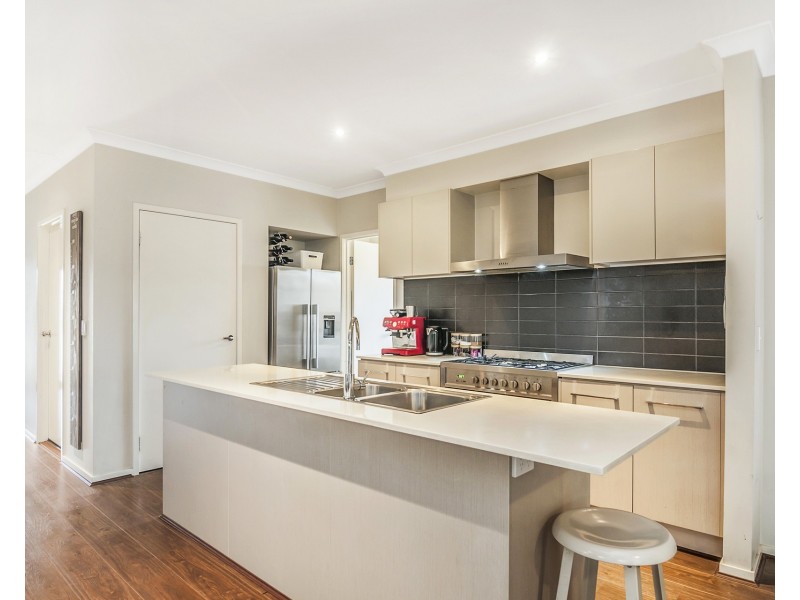 69 Meander Circuit, Holmview QLD 4207
