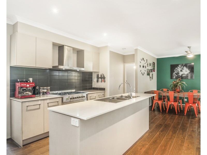 69 Meander Circuit, Holmview QLD 4207