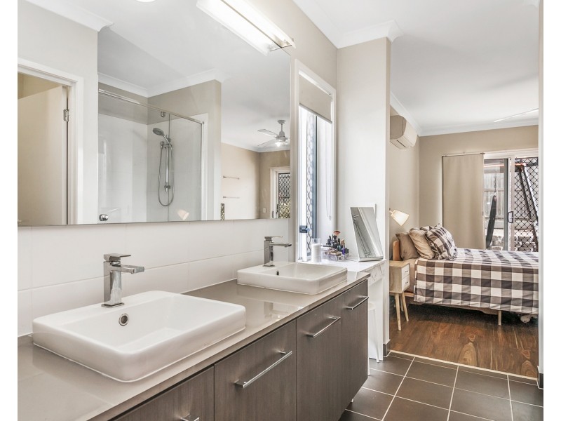 69 Meander Circuit, Holmview QLD 4207
