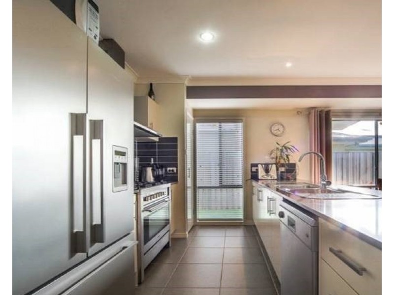 39 Daylesford Circuit, Ormeau QLD 4208