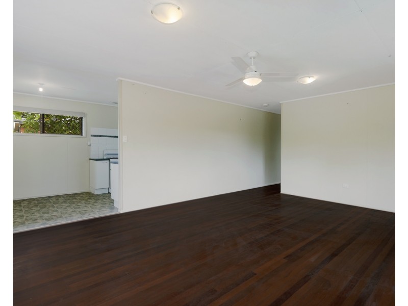 12 Dorothy Street, Woodridge QLD 4114