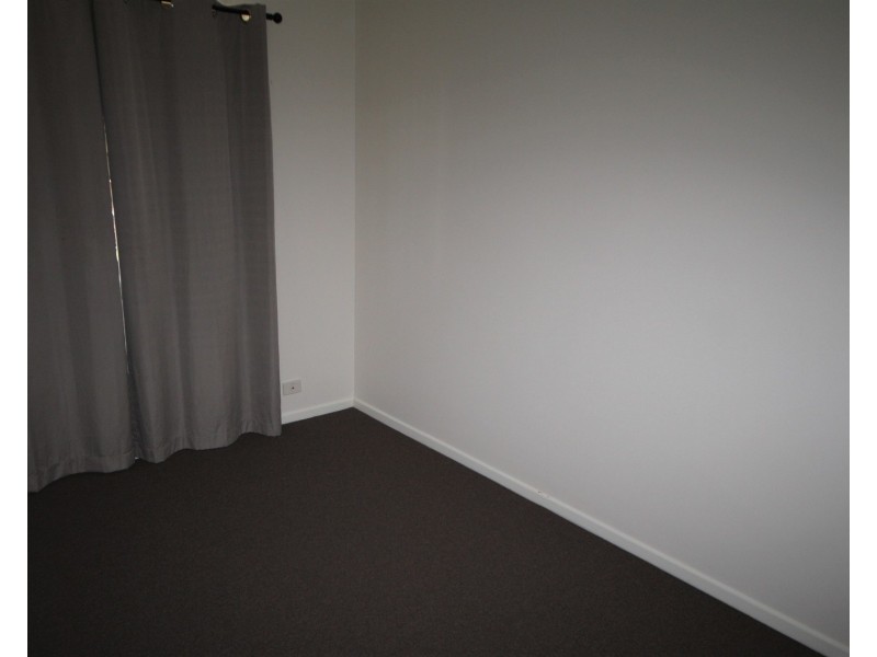 39 Russell Drive, Redbank Plains QLD 4301