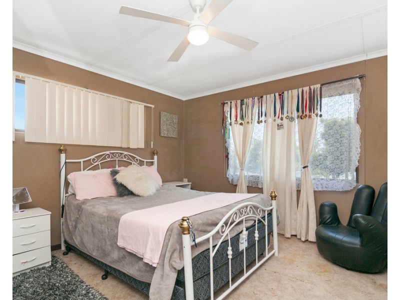 44 Trulson Drive, Crestmead QLD 4132
