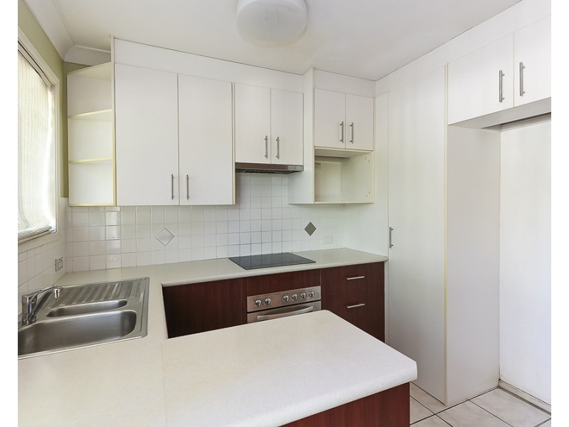 2/93 Barbaralla Drive, Springwood QLD 4127