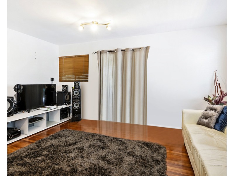 28 Anthony Street, Kingston QLD 4114