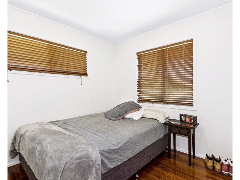 28 Anthony Street, Kingston QLD 4114