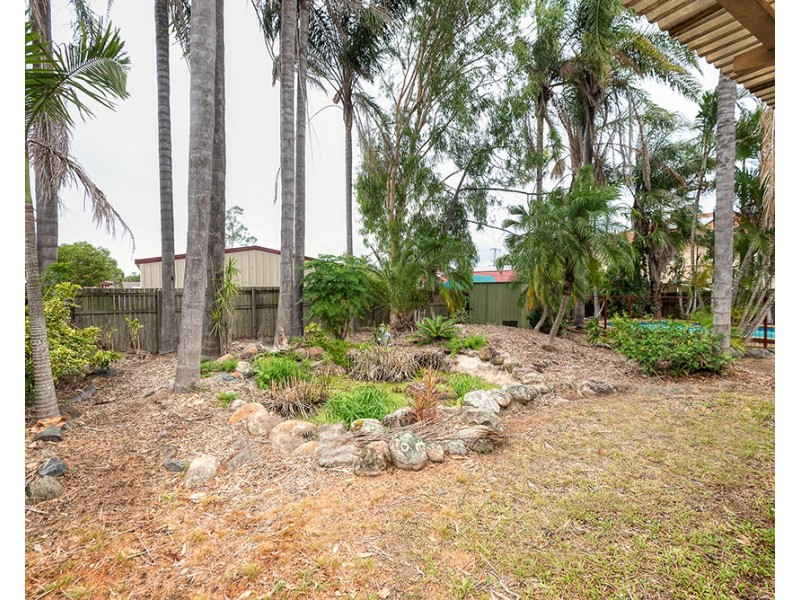 13 Arbour Way, Regents Park QLD 4118