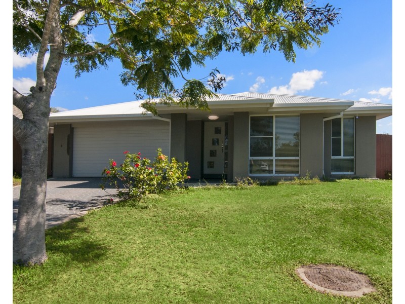22 Wyndham Circuit, Holmview QLD 4207