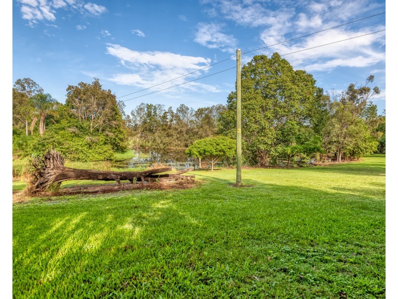21 Easterly Street, Waterford QLD 4133