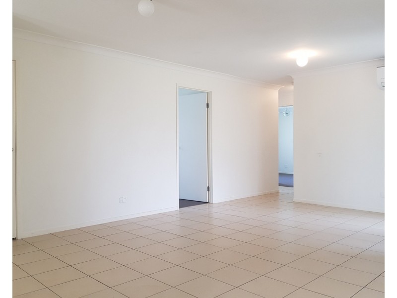 13 Davison Court, Marsden QLD 4132