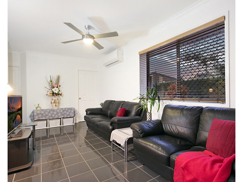 16 Coleman Crescent, Springwood QLD 4127