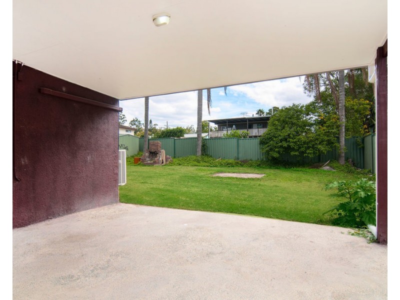 25 Limerick Drive, Crestmead QLD 4132