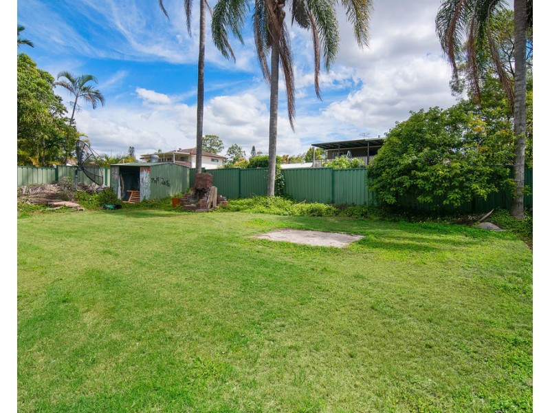 25 Limerick Drive, Crestmead QLD 4132