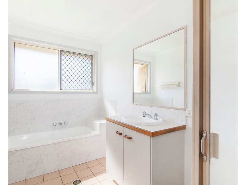 3 Hayward Court, Crestmead QLD 4132