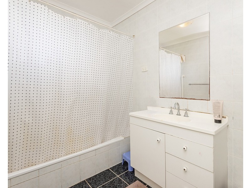 18 Wilde Street, Kingston QLD 4114