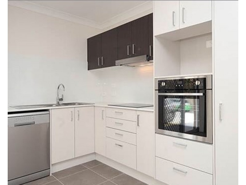 11 Eden Lane, Marsden QLD 4132