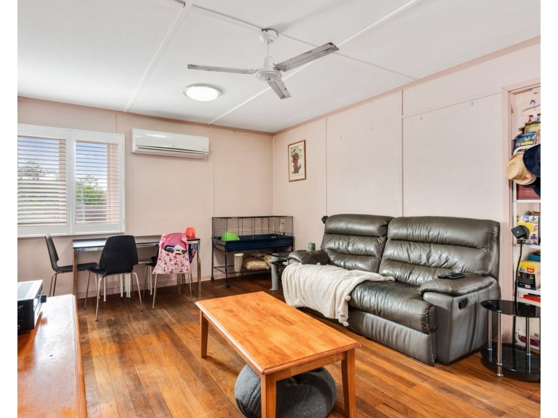 38 Jacaranda Avenue, Logan Central QLD 4114